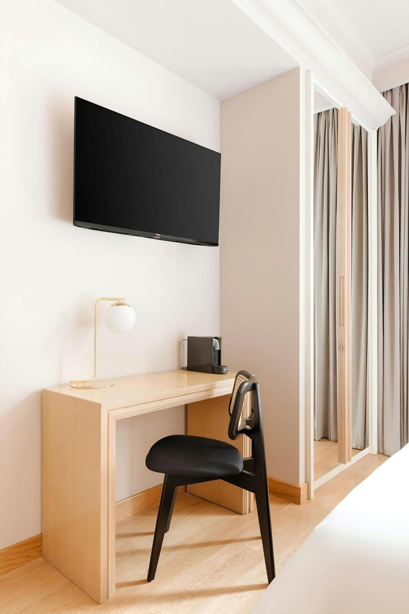 Hotel Piazza Di Spagna Hotel, Sonder By Marriott Bonvoy